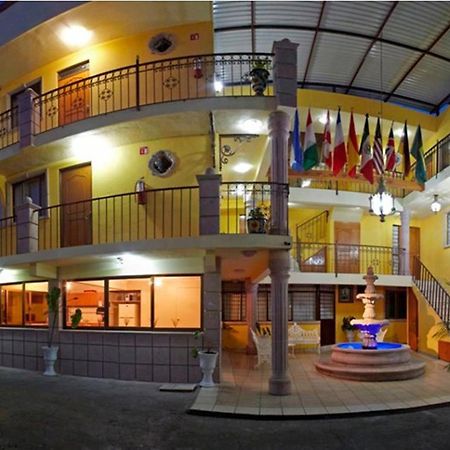 Hotel Rincon Tarasco มอเรเลีย ภายนอก รูปภาพ