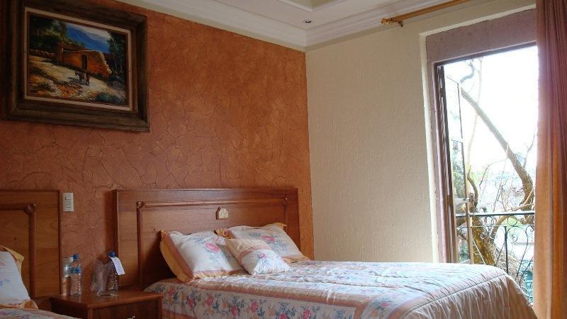 Hotel Rincon Tarasco มอเรเลีย ภายนอก รูปภาพ